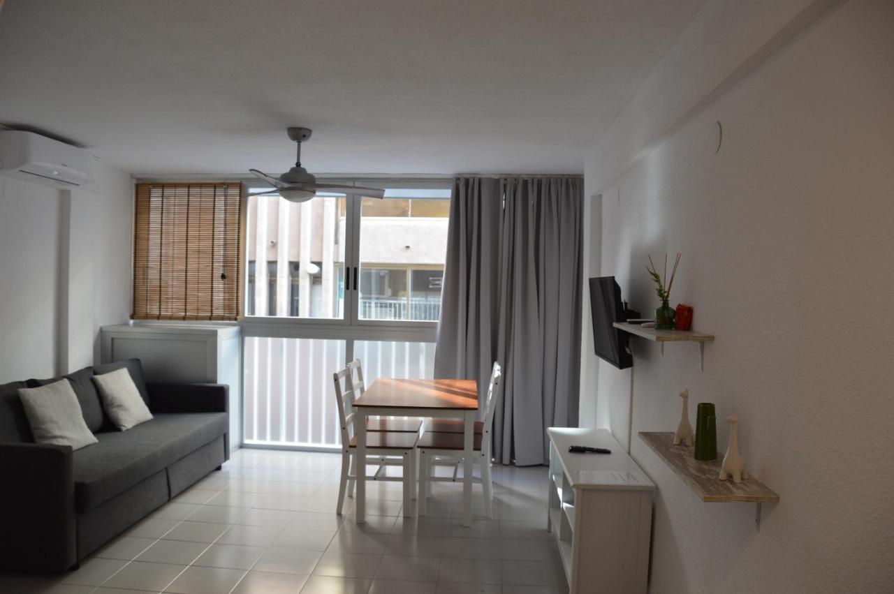 Marconi Anis Primera Linea Benidorm Esterno foto